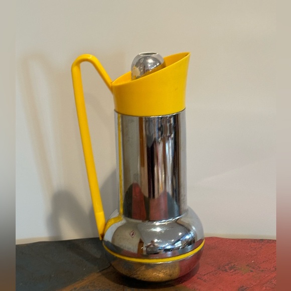 Vintage Studio Nova Japan Yellow Chrome Thermos Hot Cold  12" Tall - Picture 2 of 12